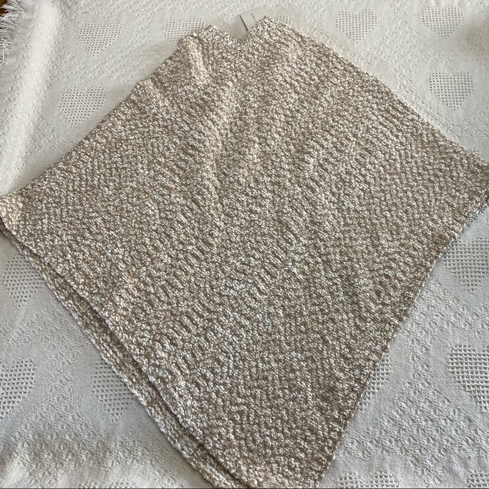 NEW Simply Noelli Shawl (One Size) - Picture 2 of 3